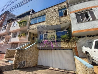 Apartamento en venta Calle 100 #22a-96, Bucaramanga, Santander, Colombia