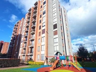 Apartamento en venta en Salitre Modelia, Bogotá, Cundinamarca | 67 m2 terreno y 67 m2 construcción