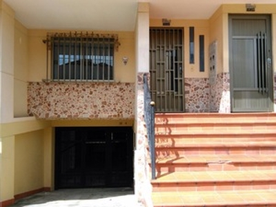 Vendo Casa en San Pablo 160 M2 excelente - Medellín