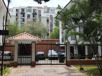 Apartamento en venta Las Quintas De Don Simón, Sur