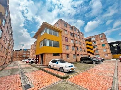Apartamento en venta Villa Gladys, Carrera 112, Engativá, Bogotá, Colombia