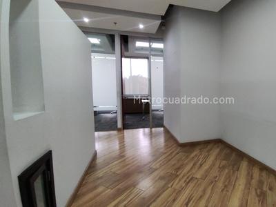 Oficina en Arriendo, MODELIA