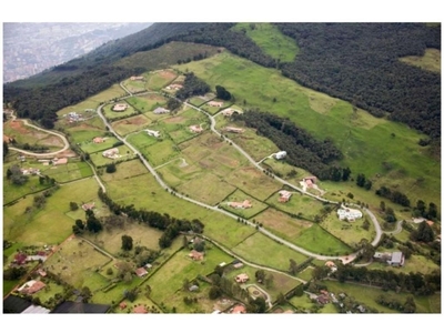 Terreno / Solar de 6400 m2 en venta - Envigado, Departamento de Antioquia