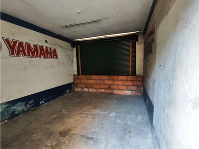 Local comercial en venta en Fátima