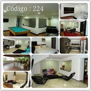 Apartamentos Amoblados para Alquilar en el Poblado- Código: 224 - Medellín