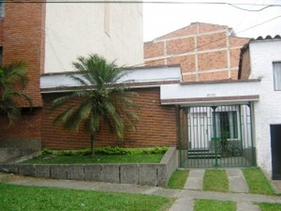 Vendo Casa en Medellín, Laureles - La Castellana - Medellín