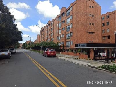 Apartamento en venta en Mirandela, Bogotá, Cundinamarca | 92 m2 terreno y 92 m2 construcción