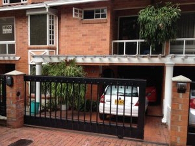 Espectacular casa para la venta en el poblado, sector la concha. - Medellín