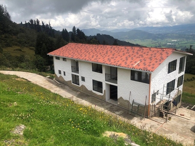 Casa de alto standing de 245 m2 en venta Floresta de la Sabana, Usaquén, Cerro Norte, Bogotá D.C.