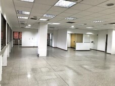 Exclusiva oficina de 505 mq en alquiler - Medellín, Colombia