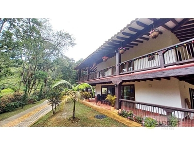 Villa / Chalet de 449 m2 en venta en Rionegro, Departamento de Antioquia