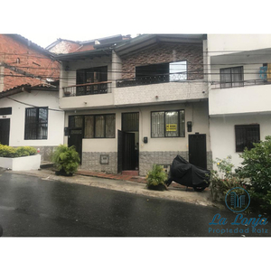 Apartamento En Venta En Medellín - Aranjuez