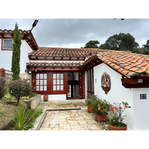Casa En Venta En Sindamonoy, Chia, Cundinamarca
