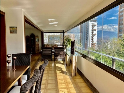 Piso de lujo de 250 m2 en alquiler en Medellín, Colombia