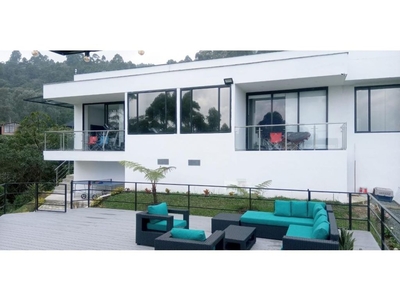 Casa de campo de alto standing de 8008 m2 en venta Envigado, Departamento de Antioquia