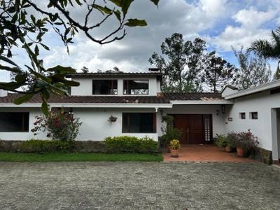 Casa en renta en El Retiro, El Retiro, Antioquia | 12.600 m2 terreno y 500 m2 construcción