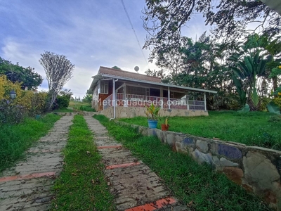 Casa en Venta, Vía Santa Bárbara