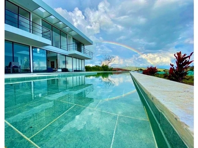 Casa de campo de alto standing de 3160 m2 en venta Calima, Colombia