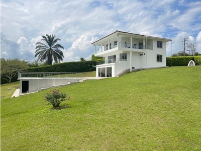 Casa de campo de alto standing de 4612 m2 en venta Pereira, Departamento de Risaralda