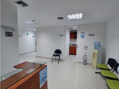 Exclusiva oficina de 117 mq en alquiler - Barranquilla, Colombia