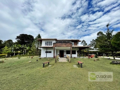 Villa / Chalet de lujo de 390 m2 en venta en Carmen de Viboral, Departamento de Antioquia
