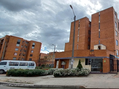 Apartamento (1 Nivel) en Venta en Villa Teresita, Engativa, Bogota D.C.