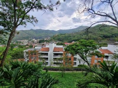 Apartamento en venta en Menga, Cali, Valle del Cauca