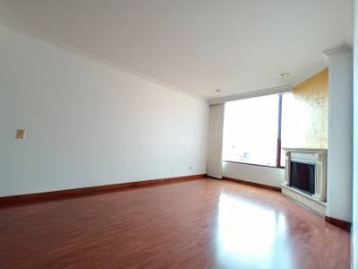 Apartamento en venta en Santa Bárbara, Bogotá, Cundinamarca | 141 m2 terreno y 141 m2 construcción