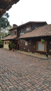 Casa en venta, conjunto cerrado, san jose de Bavaria, Bogota
