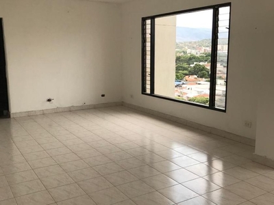 Apartamento en arriendo Edificio Floridiana, Barrio La Ceiba, Cúcuta, Norte De Santander, Colombia