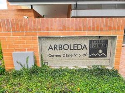 Apartamento en Venta en la Arboleda Madrid. Estrato 4 - Bogotá