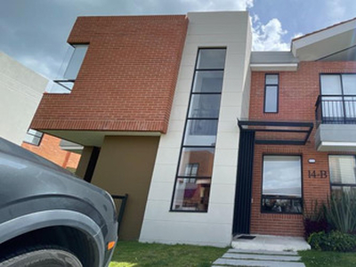 Casa En Arriendo/venta En Cajicá Savanna Monterrey. Cod 543