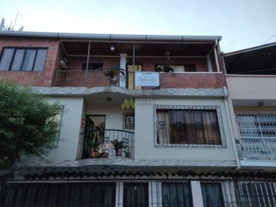 Apartamento en arriendo Calle 11 #43, Departamental, Cali, Valle Del Cauca, Colombia