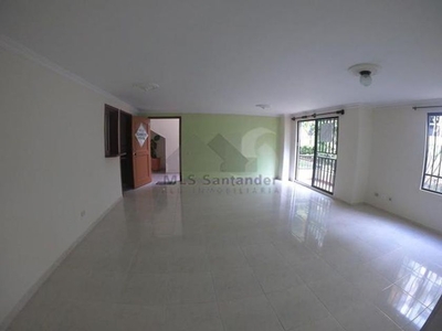 Apartamento en venta Calle 14 34 43-149, Los Pinos, Oriental, Bucaramanga, Santander, Col