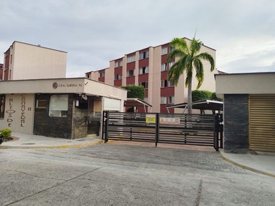Apartamento en arriendo Altos De Cañaveral Campestre, Carrera 24, Floridablanca, Santander, Colombia