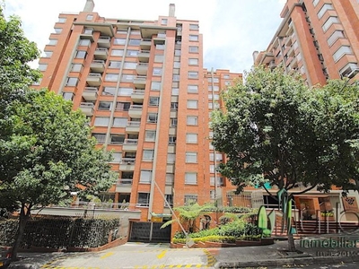 Apartamento en arriendo Calle 127a #5c-46, Bogotá, Colombia