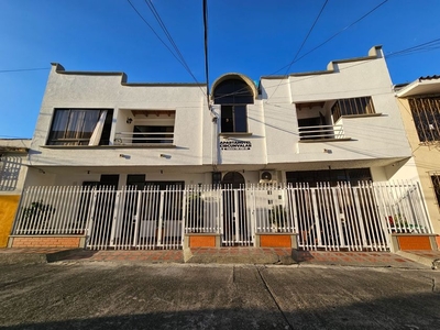 Apartamento en arriendo Parque La Rebeca, Calle 3, Pereira, Risaralda, Colombia