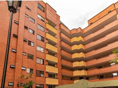 Apartamento en venta Bosques De La Fontana, Calle 13b, Quintas De Don Simon, Cali, Valle Del Cauca, Colombia