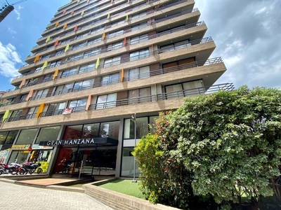 Apartamento en venta Carrera 13a #32-67, Bogotá, Colombia
