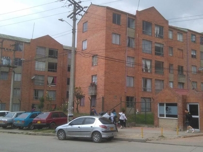 Apartamento en venta Conjunto Residencial Quintanares, Calle 48, Soacha, Cundinamarca, Colombia