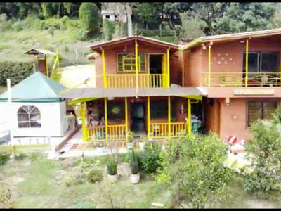 Arriendo Directamente Casa Finca, Vereda San José, Guarne Antioquia, 160m2 Construidos,