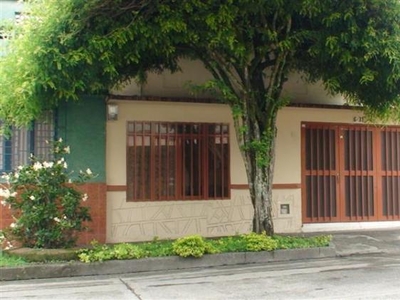 Casa en Venta en BARRIO MARISCAL ROBLEDO, Cartago, Valle del Cauca