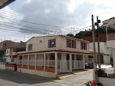 Casa en Venta en MOLINOS BAJOS, Bucaramanga, Santander