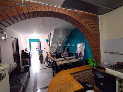 Casa en Venta, Comuna 2/La Aurora