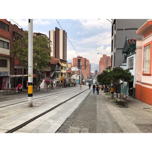 Espectacular Local Comercial En Ayacucho