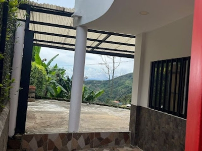 Finca en arriendo en Barbosa