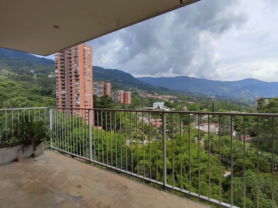 Apartamento en venta El Poblado, Medellín, Antioquia, Colombia