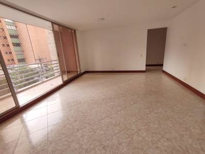 Apartamento en renta en Laureles, Medellín, Antioquia | 120 m2 terreno y 120 m2 construcción