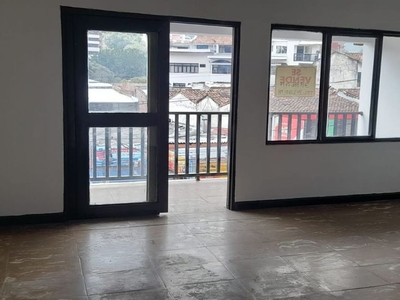 Apartamento en venta Avenida 4 Oeste #7-10, Comuna 1, Cali, Valle Del Cauca, Colombia