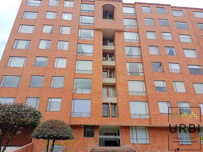 Apartamento en venta Conjunto Residencial Riviera De Niza Torre 1, Calle 131a, Bogotá, Colombia